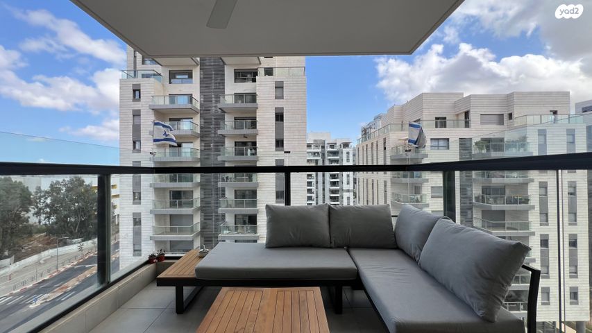 דירה, נוריות, ראשון לציון