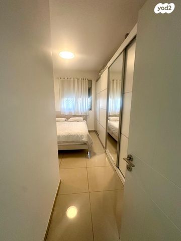 דירה, אלמוג, גלי כרמל, טירת כרמל