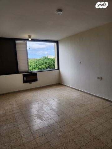 דירה, כפר סבא