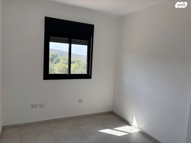 דירה, לשם 51, שאר העיר, אריאל