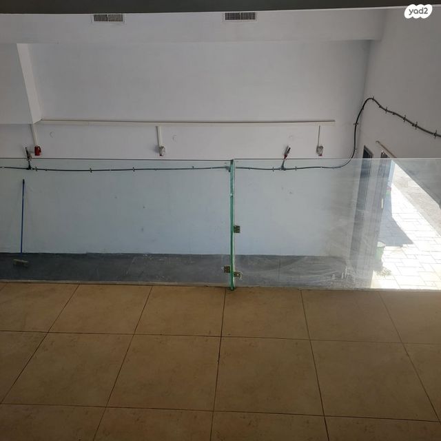 מחסן, העבודה 1, קרית חלוצים, אשדוד