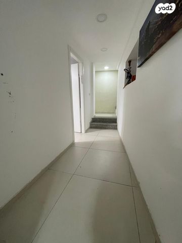 מרתף/ פרטר, נחלת בנימין, פלורנטין, תל אביב יפו