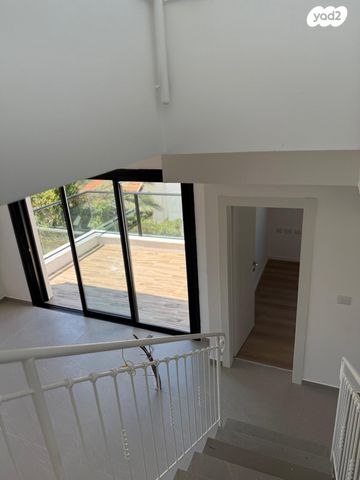 דירה, ביאליק, מרכז, קרית עבודה, חולון