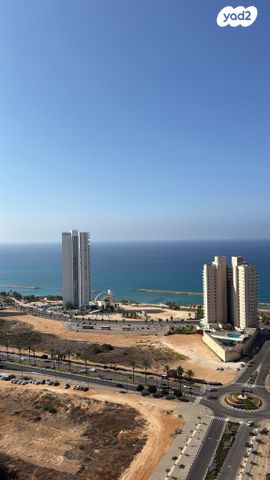 אמנון ליפקין שחק 