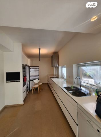 גג/ פנטהאוז, עמינדב, גבעת חנניה, אבו תור, ירושלים