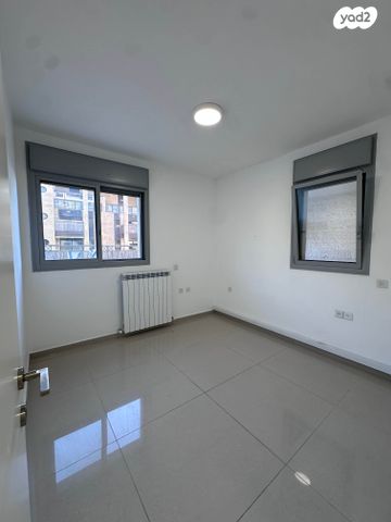 דירה, אבנר חי שאקי, גילה, ירושלים