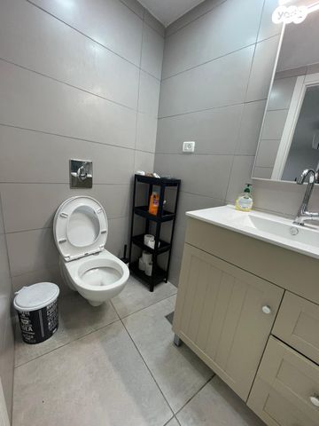 מרתף/ פרטר, נחלת בנימין, פלורנטין, תל אביב יפו