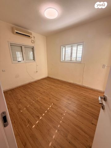 דירה, שיכון דן, נווה דן, תל אביב יפו