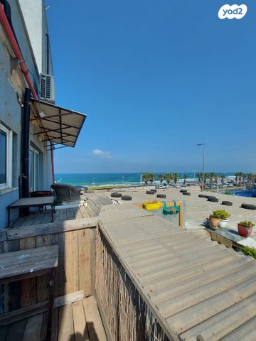 נחום גולדמן 