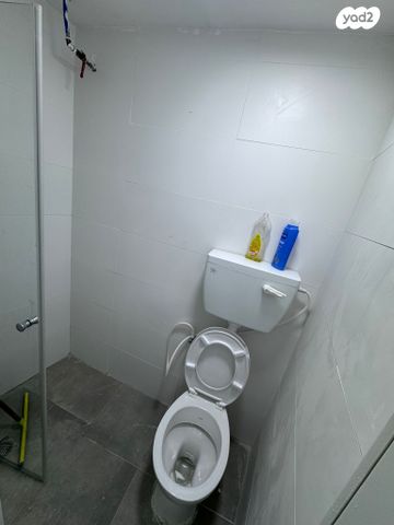 סטודיו/ לופט, רבי עקיבא, חולון