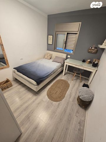 דירה, החרצית 18, קרית אילון, חולון