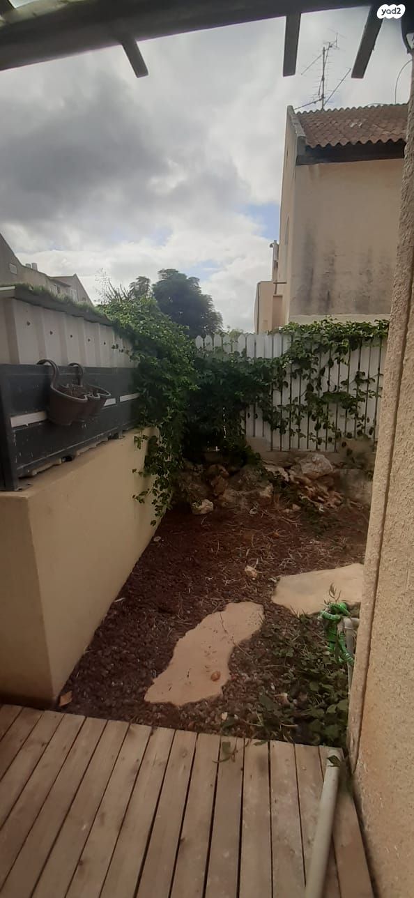 דירת גן, קרני שומרון