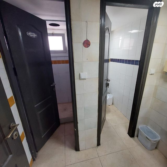 מחסן, העבודה 1, קרית חלוצים, אשדוד