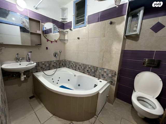 שדרות צה"ל 9