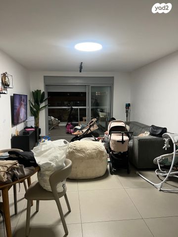 דירה, נעמי שמר, קרית אילון, חולון