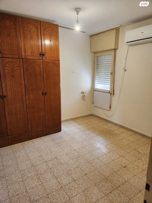 דירה, כפר סבא