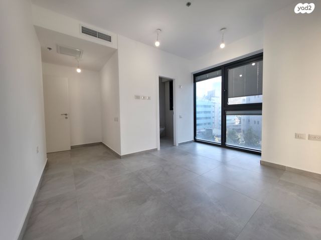 דירה, תוצרת הארץ 5, נחלת יצחק, תל אביב יפו