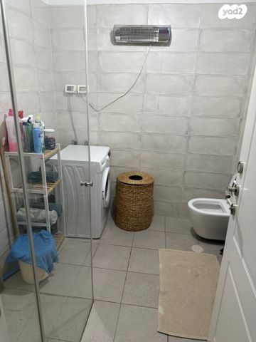 דירה, ביאליק, מרכז, קרית עבודה, חולון