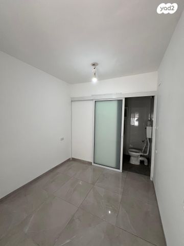 דירת גן, עכו