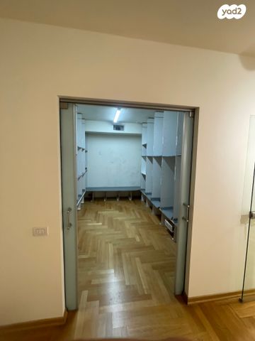 חנויות/ שטח מסחרי, תל אביב יפו