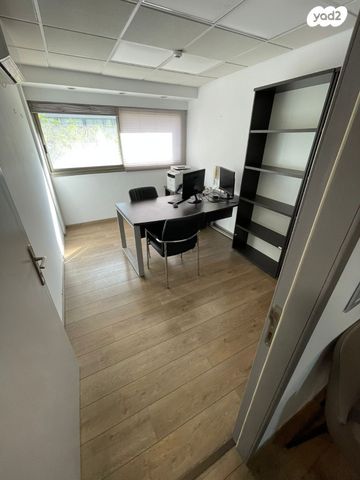 משרדים, חיפה