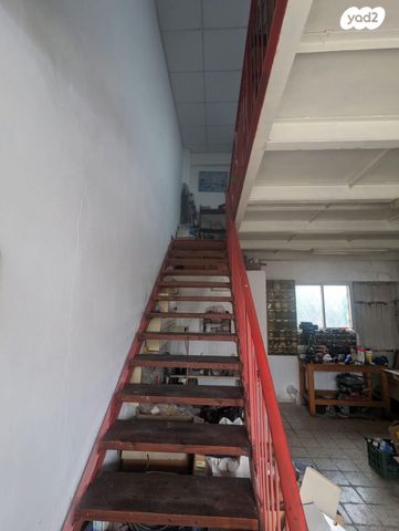 חנויות/ שטח מסחרי, קרית אתא