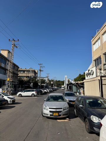 חנויות/ שטח מסחרי, כורזין, גבעתיים