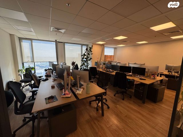 משרדים, אריאל שרון, סיטי, גבעתיים