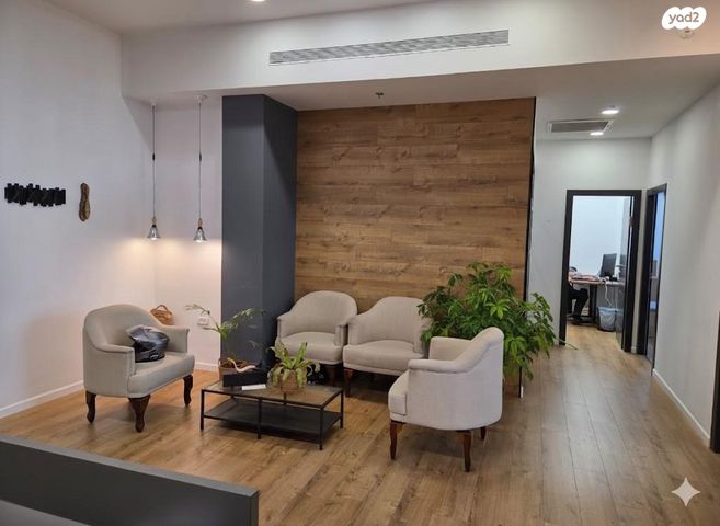 משרדים, מודיעין מכבים רעות