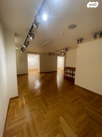 חנויות/ שטח מסחרי, תל אביב יפו