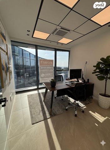 משרדים, החרט, מודיעין מכבים רעות