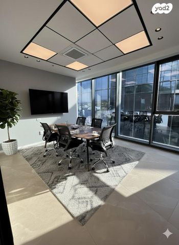 משרדים, החרט, מודיעין מכבים רעות