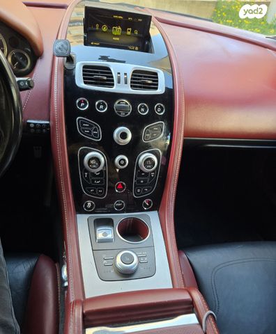 אסטון מרטין Rapide