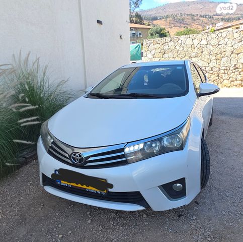 מודעת רכב טויוטה קורולה