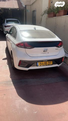 מודעת רכב יונדאי איוניק