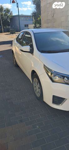 מודעת רכב טויוטה קורולה