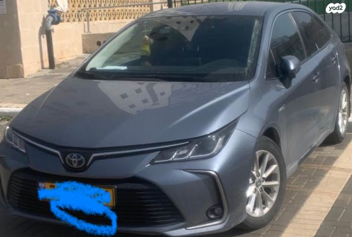 טויוטה קורולה