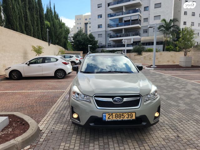 מודעת רכב סובארו XV