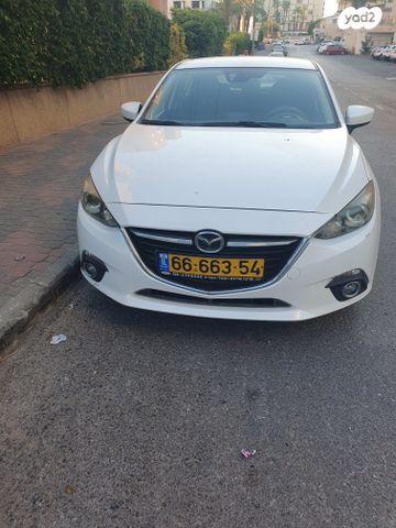 מודעת רכב מאזדה 3