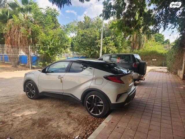 טויוטה C-HR
