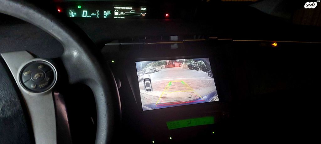 טויוטה פריוס