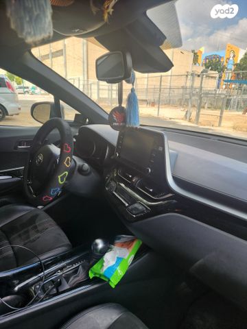 טויוטה C-HR