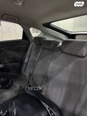 טויוטה פריוס