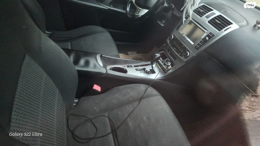 מודעת רכב טויוטה אוונסיס