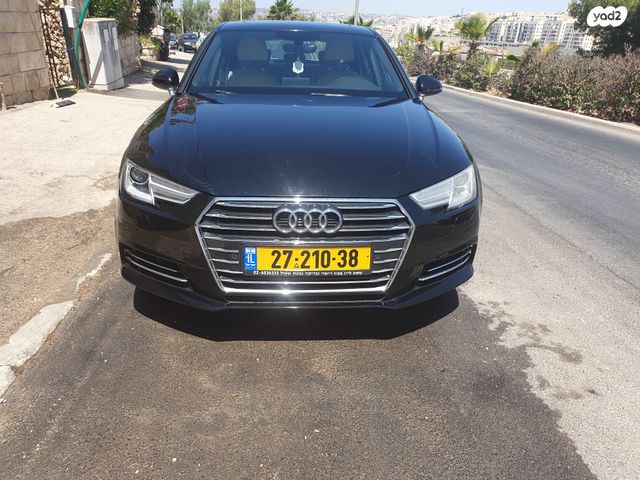 אאודי A4