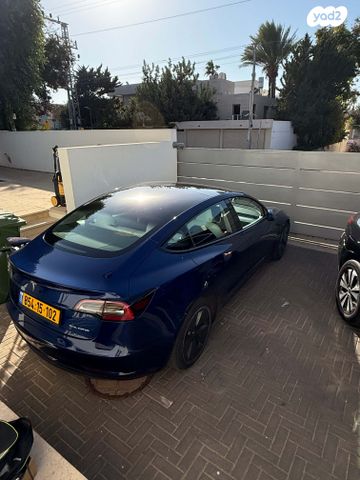 מודעת רכב טסלה מודל 3