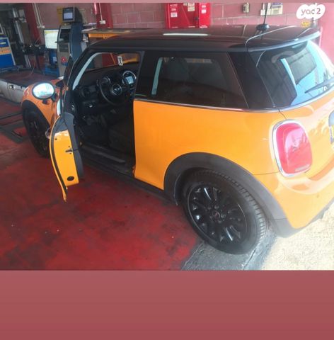 מודעת רכב מיני קופר