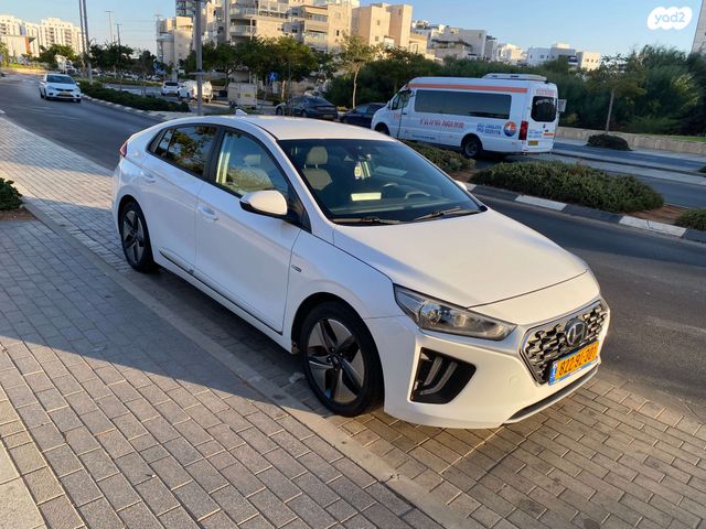 מודעת רכב יונדאי איוניק