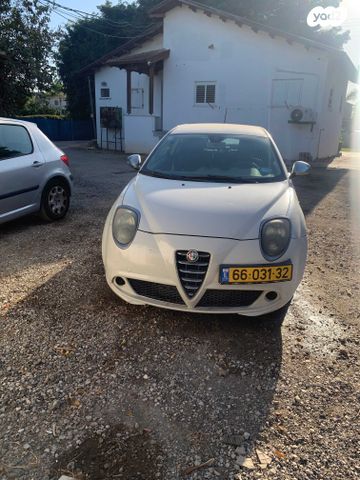 מודעת רכב אלפא רומיאו מיטו