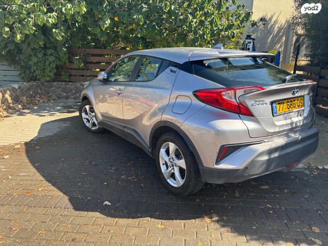 טויוטה C-HR